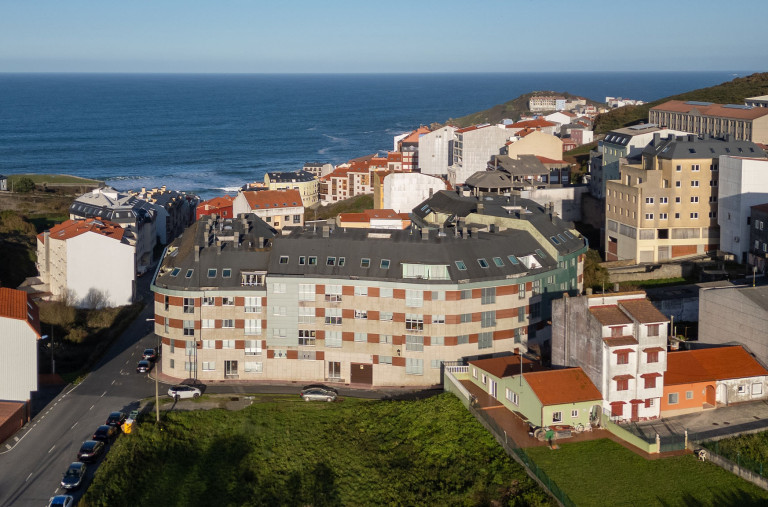 Residencial Fonte do Fraile Bajo C - Se vende piso en Malpica de Bergantiños (A Coruña)